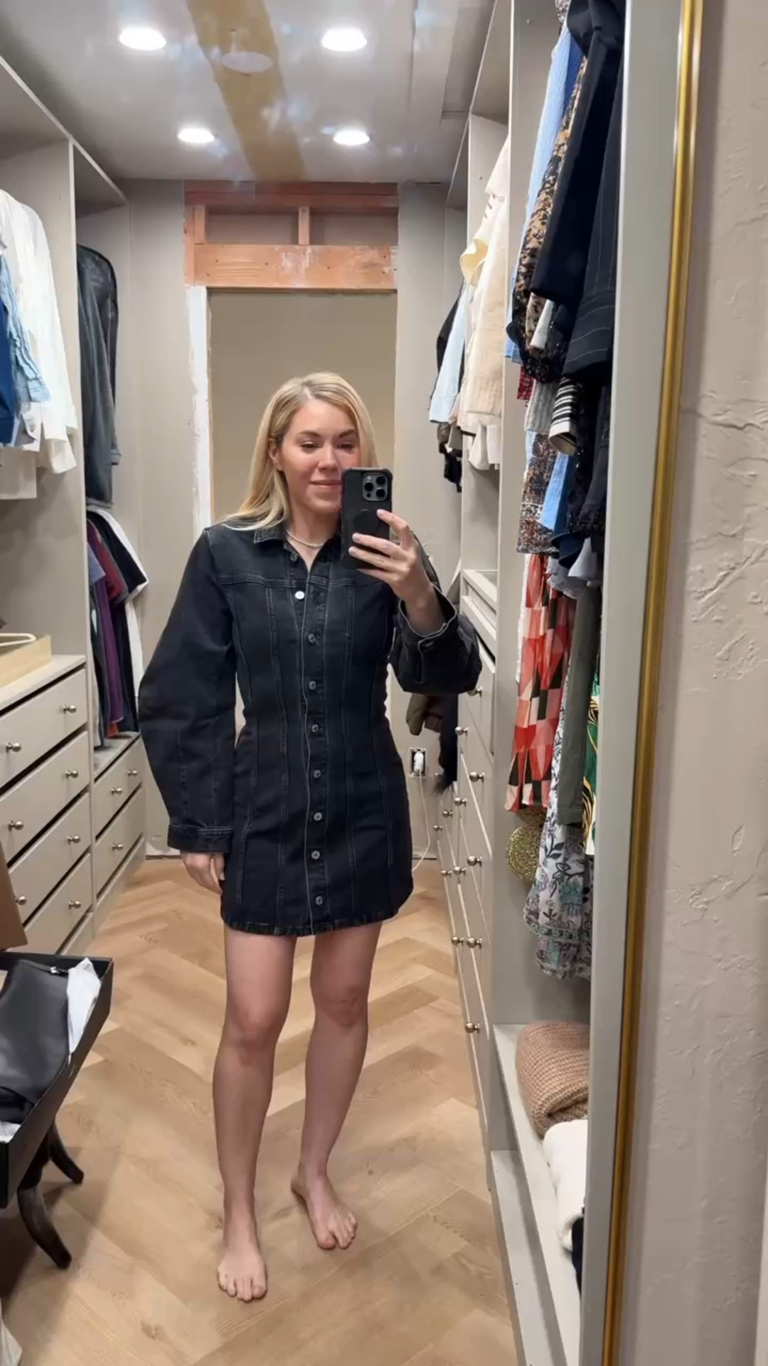 This dress has the cutest fit and is on major sale! 

#LTKHoliday #LTKFindsUnder50 #LTKSaleAlert