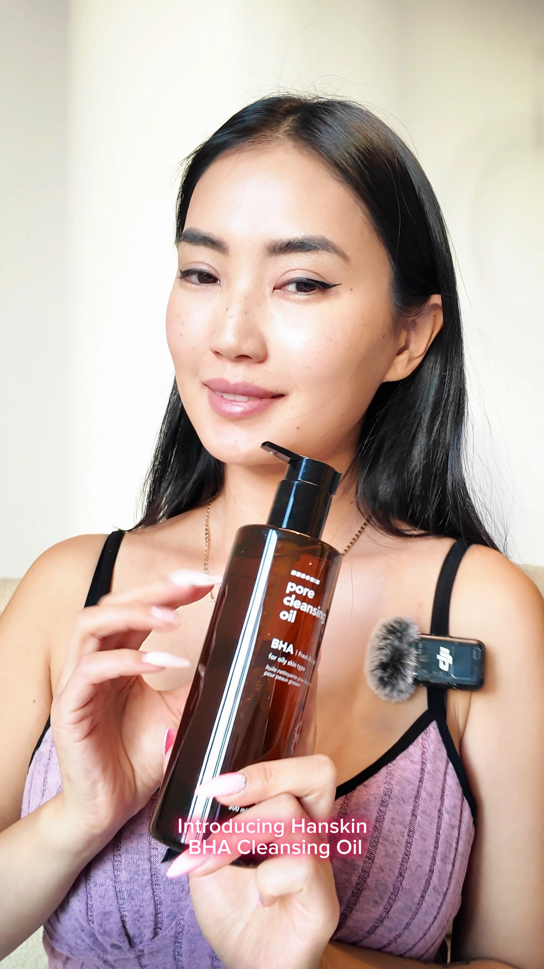 Discovering the power of Hanskin BHA
Cleansing Oil! This cleansing oil not only melts away all traces of makeup but also gently exfoliates, leaving my skin feeling fresh, soft, and hydrated - no double cleansing needed! If you're looking for an effective cleanser that works even for oily and acne-prone skin, give this one a try 🫶🏽

Available on Amazon with a 10% discount using code 10FALLPROMO. #koreanskincare #kbeauty #ВНА #Cleansingoil #Hanskin #skincare

#LTKBeauty