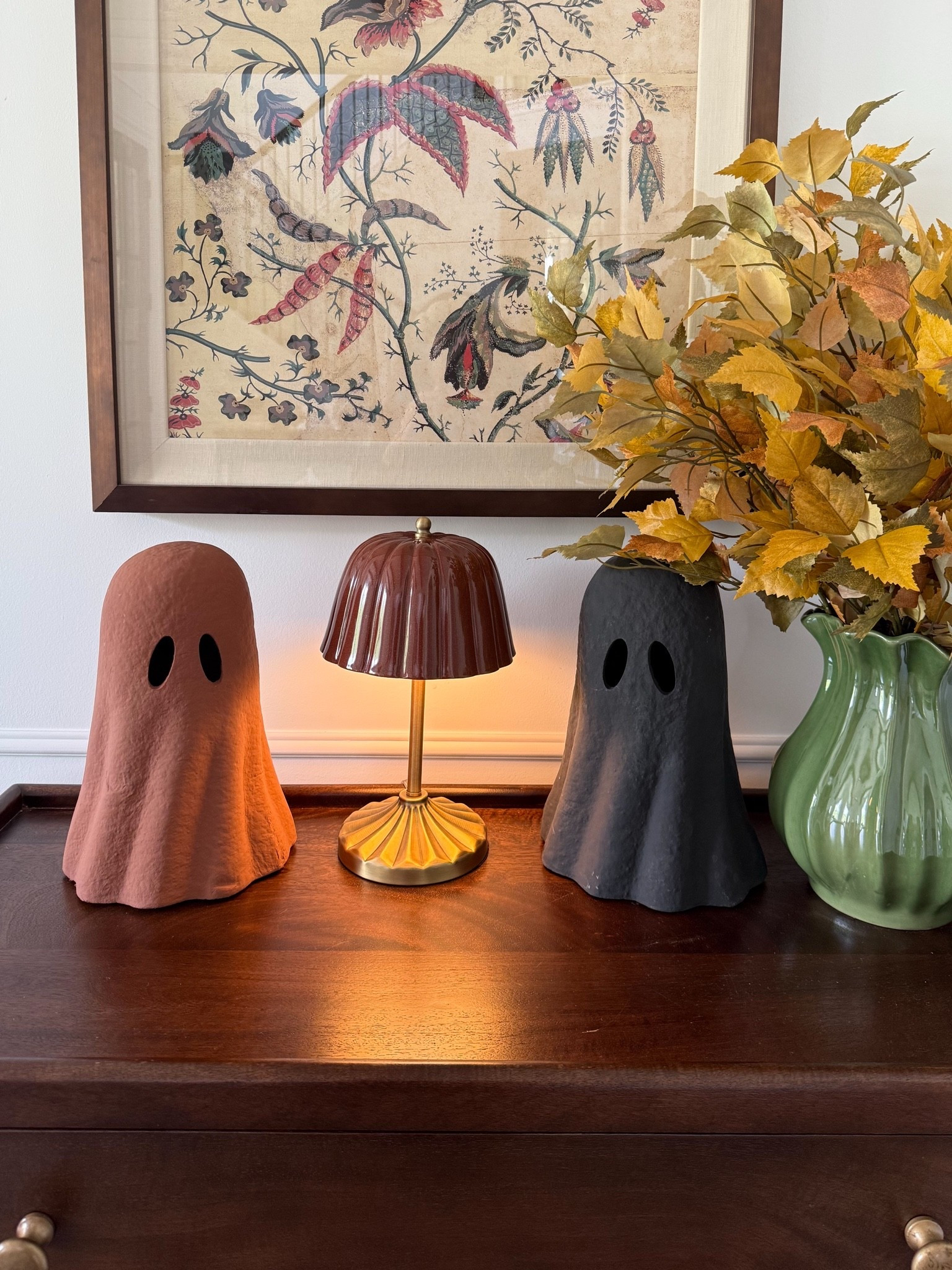 Cutie ghosts that look like Pottery Barn but under $10! You can put a tea light under them too 🍁

#LTKSeasonal #LTKU #LTKHome