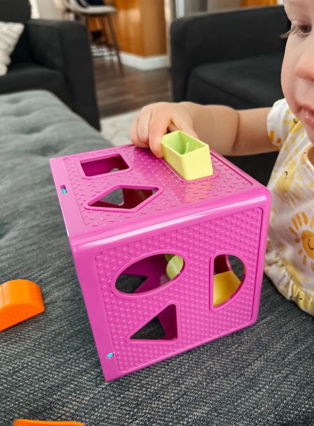 Toddler Learning Toys // shape sorter blocks + cube

Ella loves this shape sorter from amazon! She’ll name the shapes as she drops them in the container! A great quality learning toy for babies and toddlers + super affordable too!

#LTKkids #LTKGiftGuide #LTKbaby