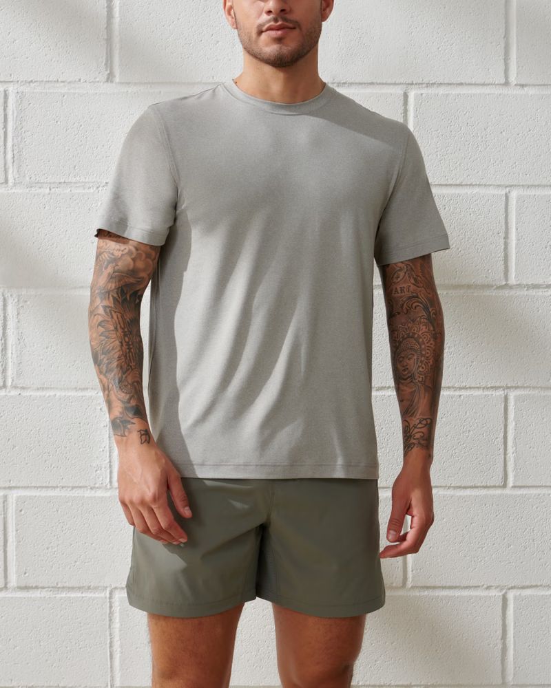 YPB powerSOFT Lifting Tee | Abercrombie & Fitch (US)
