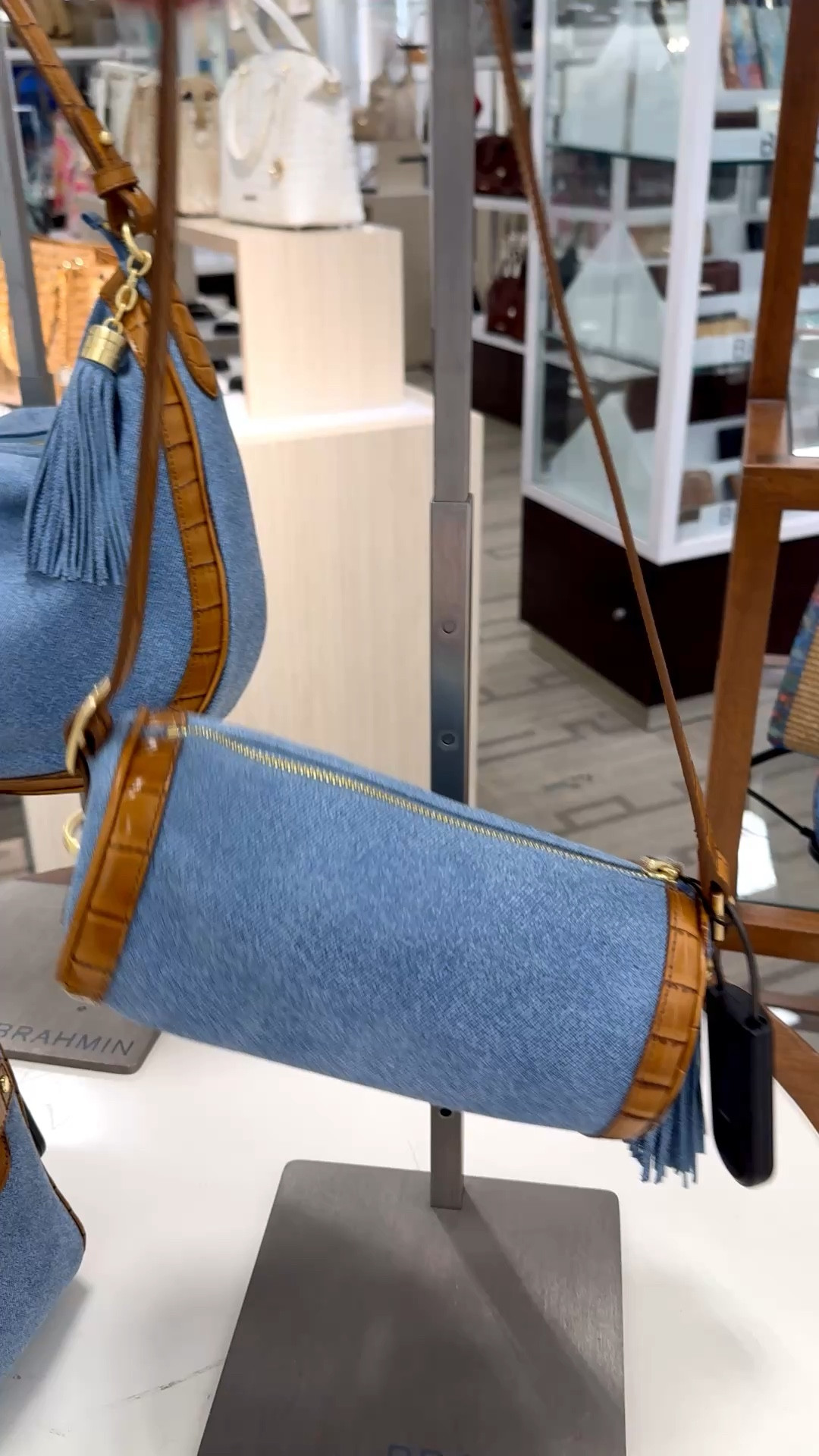 I’m seeing this bag design everywhere and I’m loving this color combo! On sale at Belk!! 

#LTKdayinmylife #LTKSaleAlert #LTKSeasonal