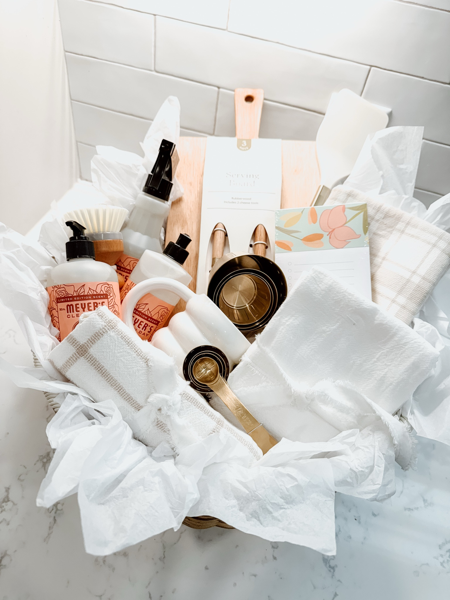 house warming gifts are my fav 🤍🌷

#LTKFindsUnder50 #LTKHome #LTKFamily