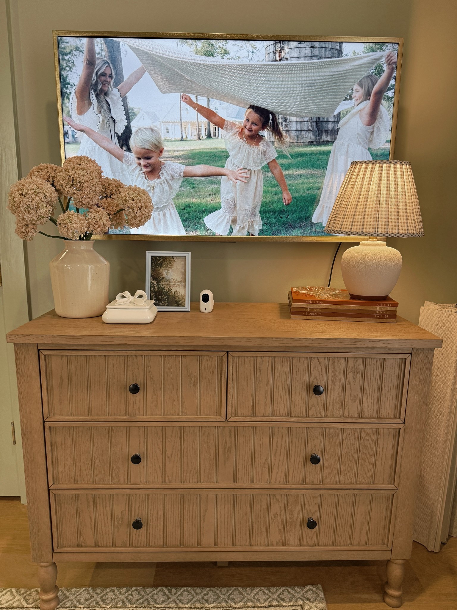 $6 tape from Amazon for the frame TV! 🫶🏼

#LTKHome #LTKKids #LTKStyleTip