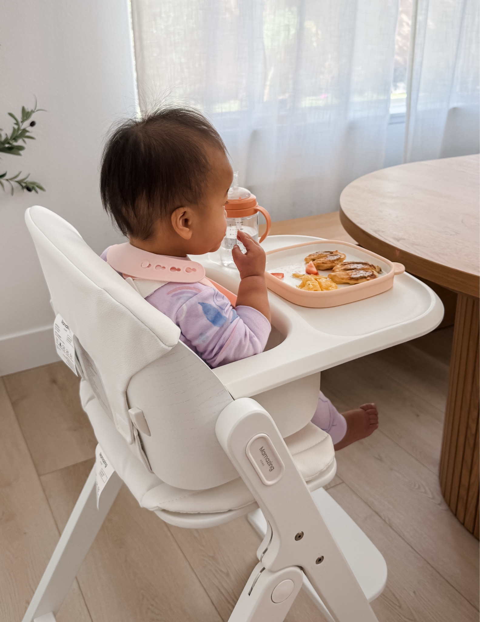 FOLDABLE toddler high chair! my 1 and 3 year old both use it! #highchair #toddlerfinds #toddlerchair #toddlermom

#LTKmomlife #LTKHome #LTKKids