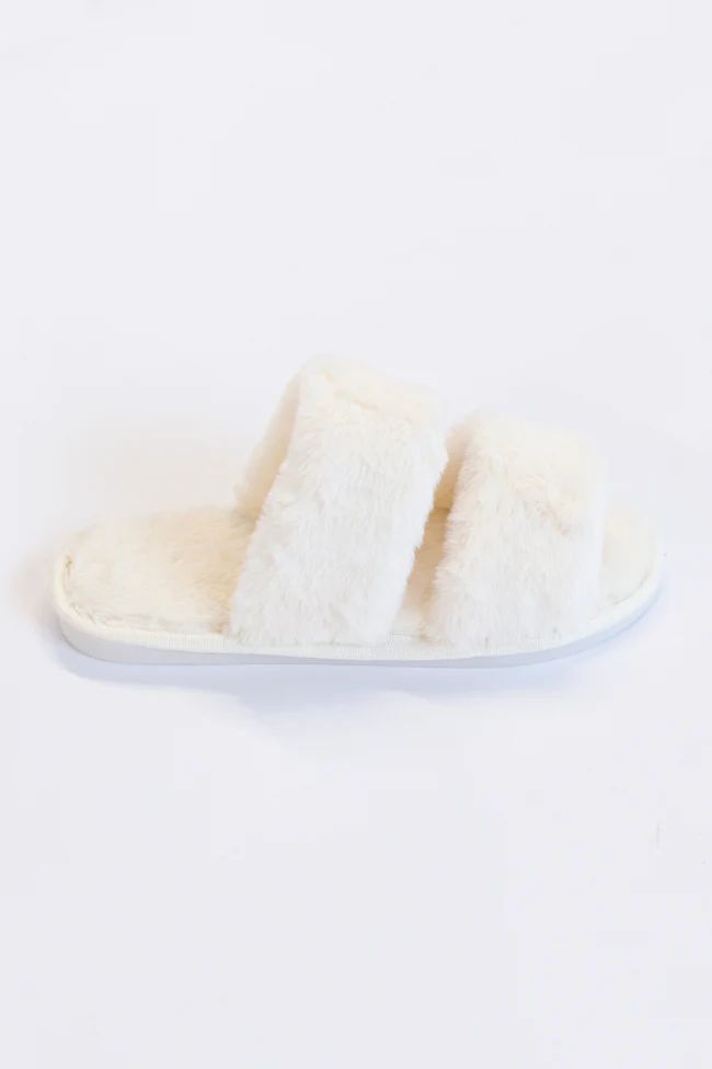 Goodnight Dreams Fuzzy Cream Slippers DOORBUSTER | The Pink Lily Boutique