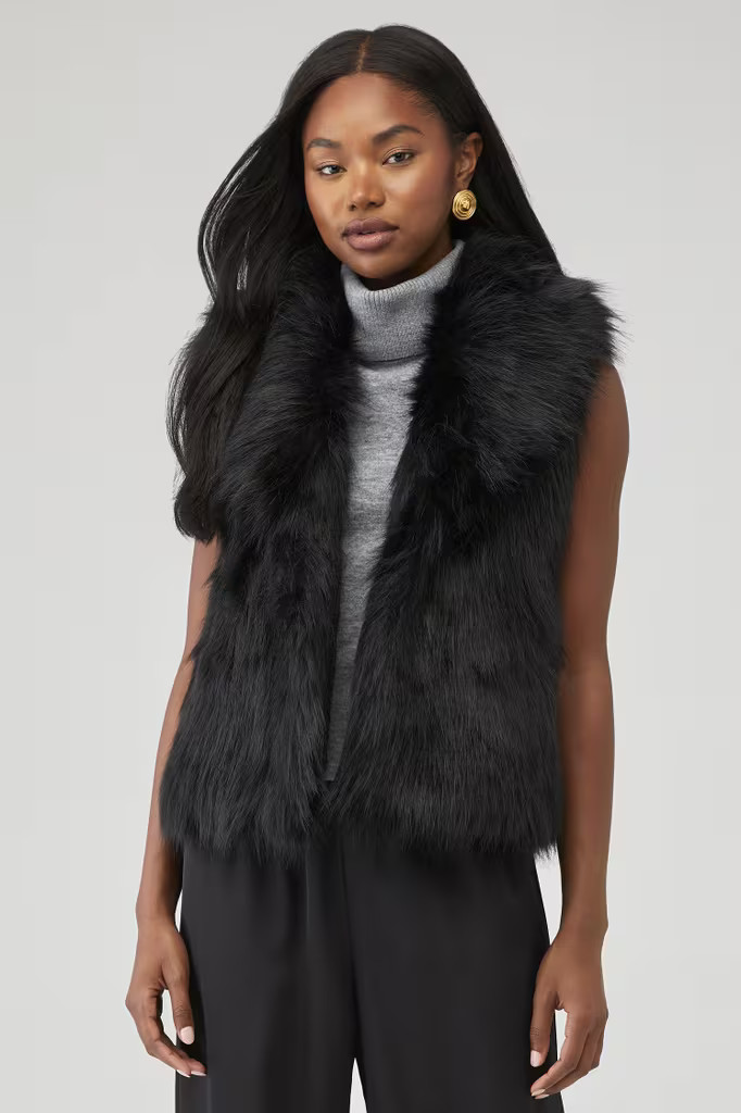 X UNREAL FUR LIONESS VEST | FashionPass