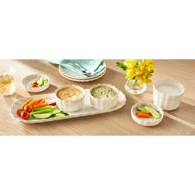 The Pioneer Woman Colette 7-Piece Stoneware Bowls with Lids & Tray, Cream | Walmart (US)
