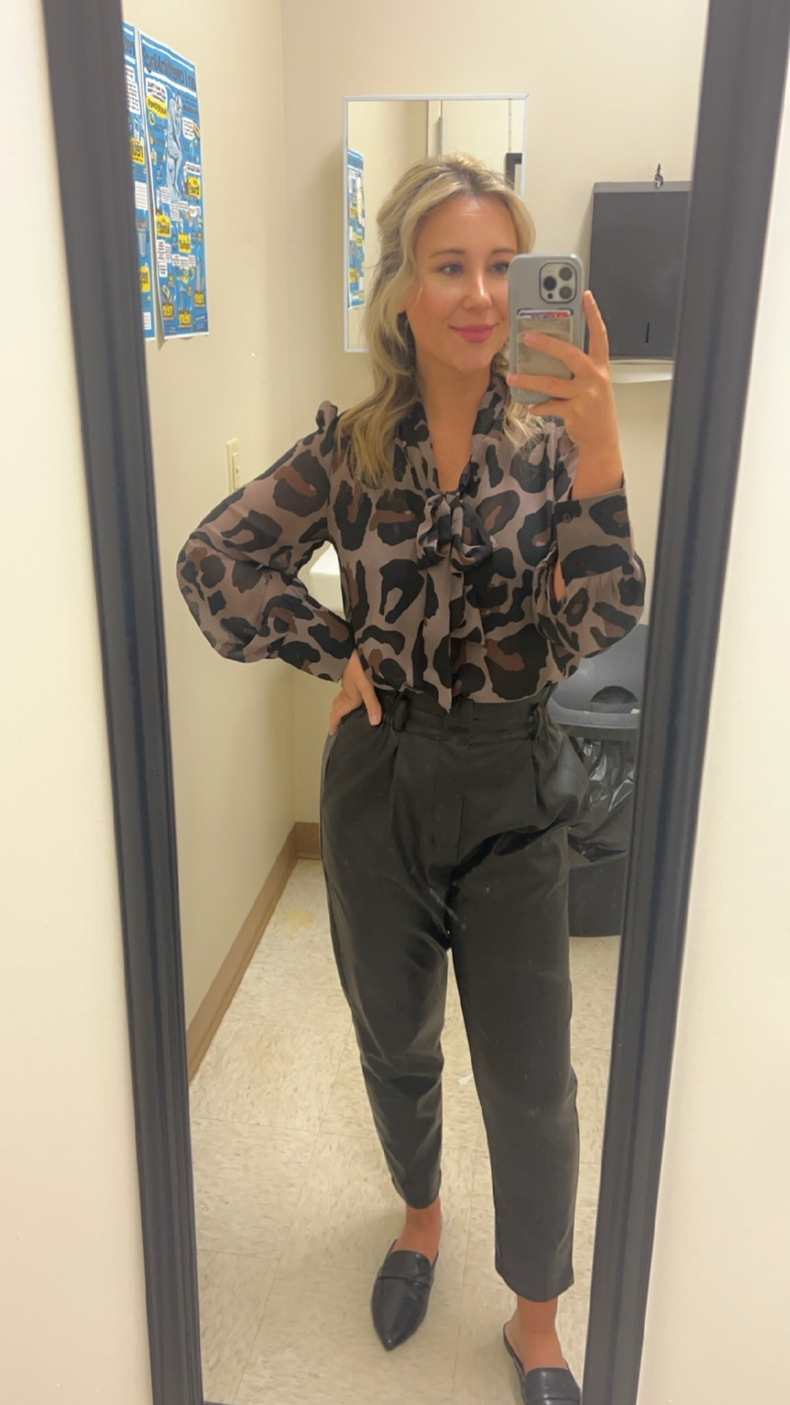 Comfy workwear 🖤

#LTKStyleTip #LTKFindsUnder50 #LTKWorkwear