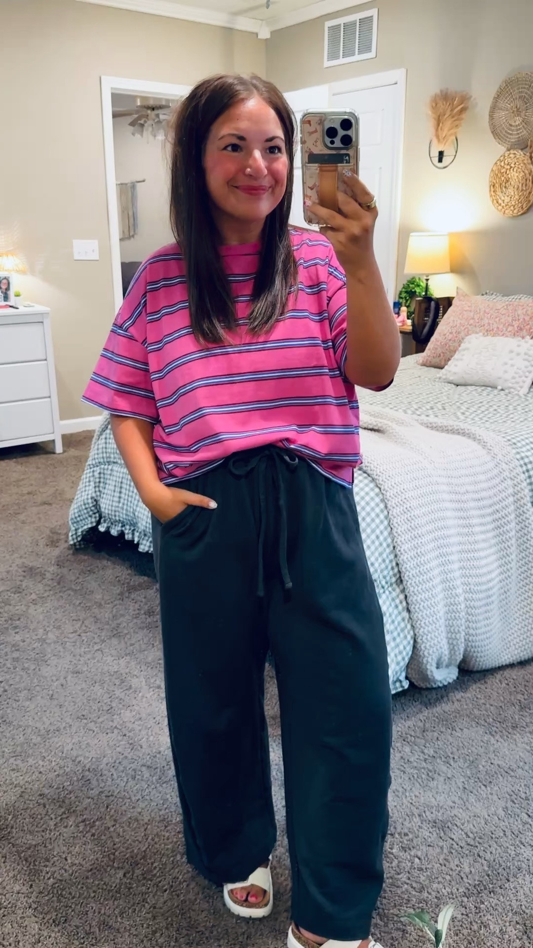 Casual Old Navy outfit for the win! 💗 This striped tee and comfy pull-on pants make such an easy everyday look—perfect for running errands, traveling or relaxing at home!


sandals: sold out, but linking similar options below!
pants: fit true to size // wearing a large (regular)
tee: fits true to size // wearing a large 

 #LTKootd #LTKMidsize