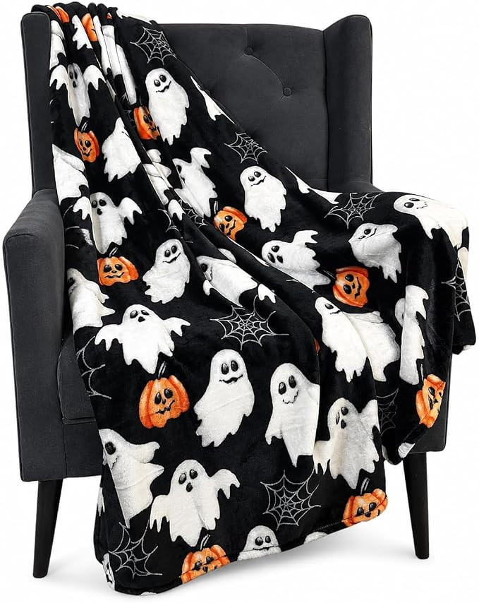 Halloween Fleece Throw Blanket: Jack O Lantern Pumpkins White Ghosts and Spiderwebs on Soft Black... | Amazon (US)