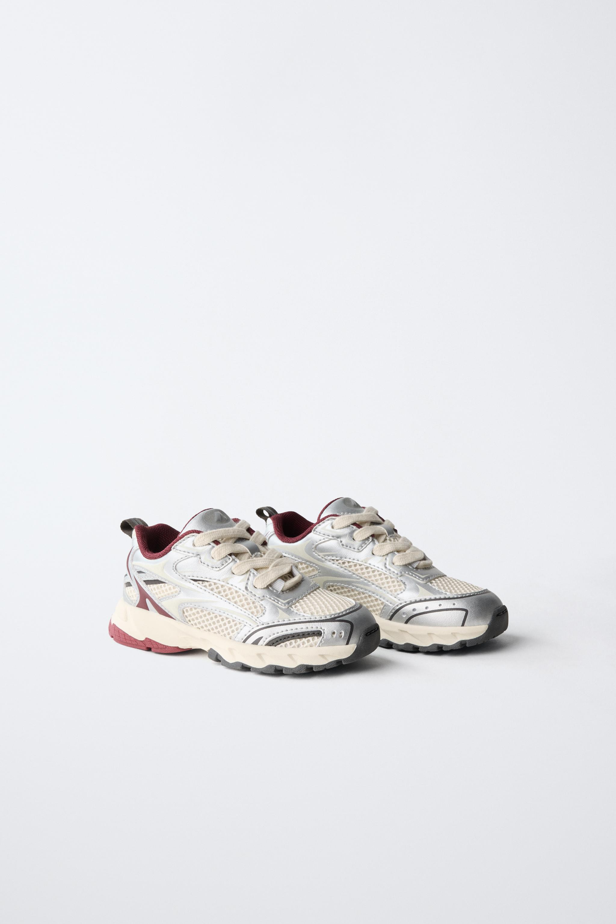 METALLIC-TURNUSCHUHE | Zara DE