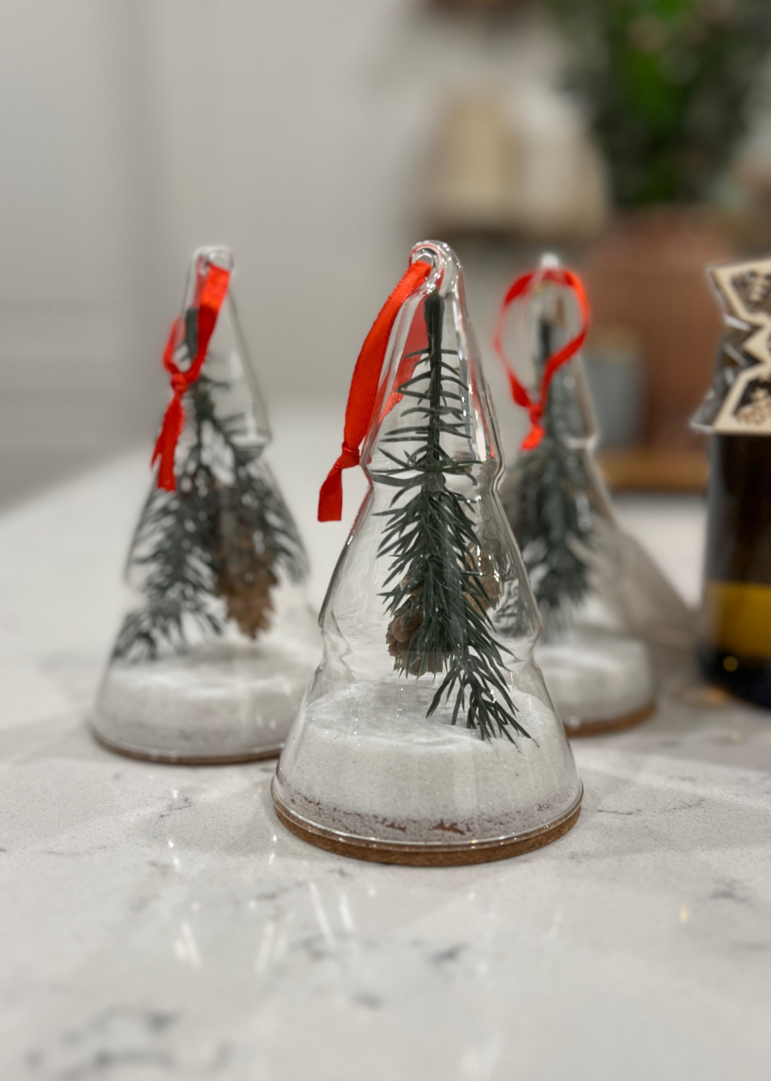 These pretty snowy pine DIY ornaments are so easy to make! 

Christmas crafts
Christmas tree ornaments
Fine white vase filler
Faux snow
Clear ornaments
Faux pinecone branch

#LTKHome #LTKHoliday #LTKSeasonal