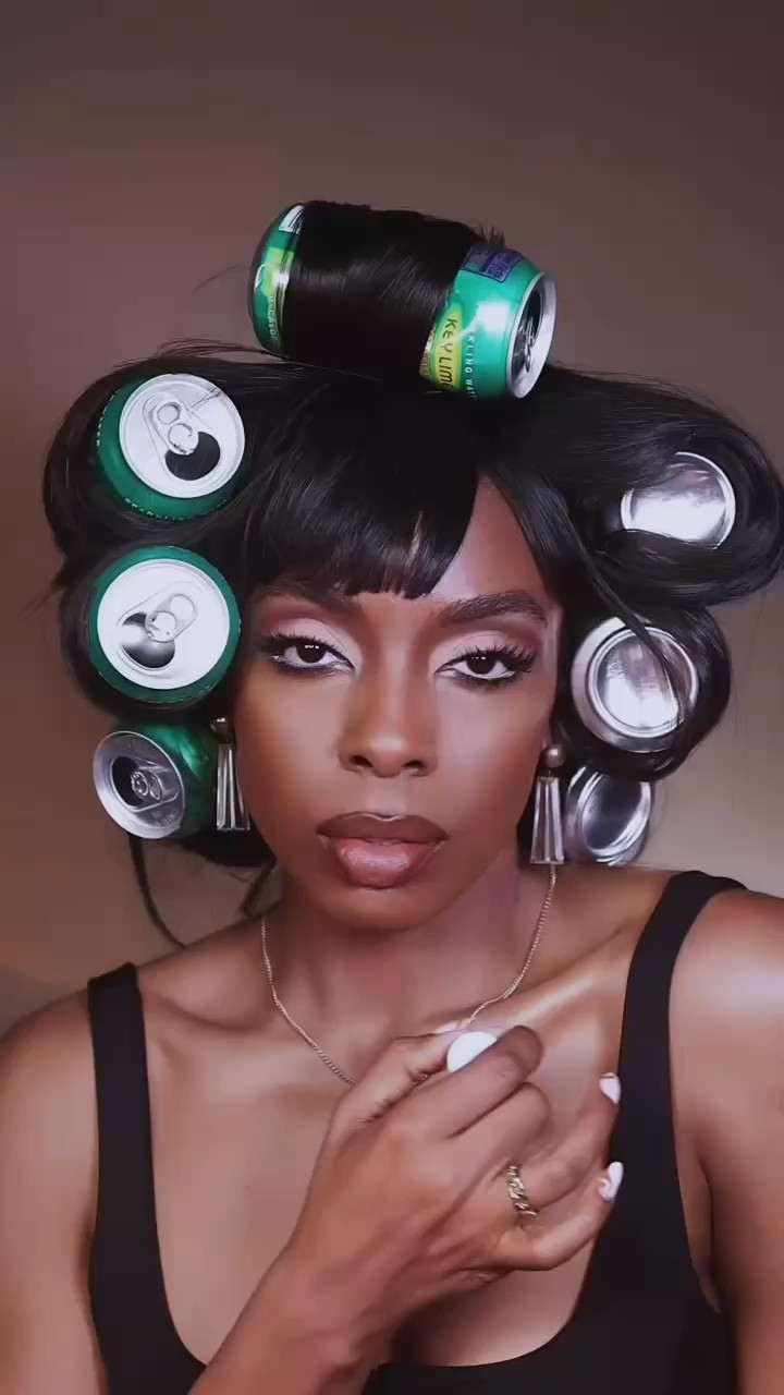 Glow to go moment with Ami Colé’s light catching balm 😍