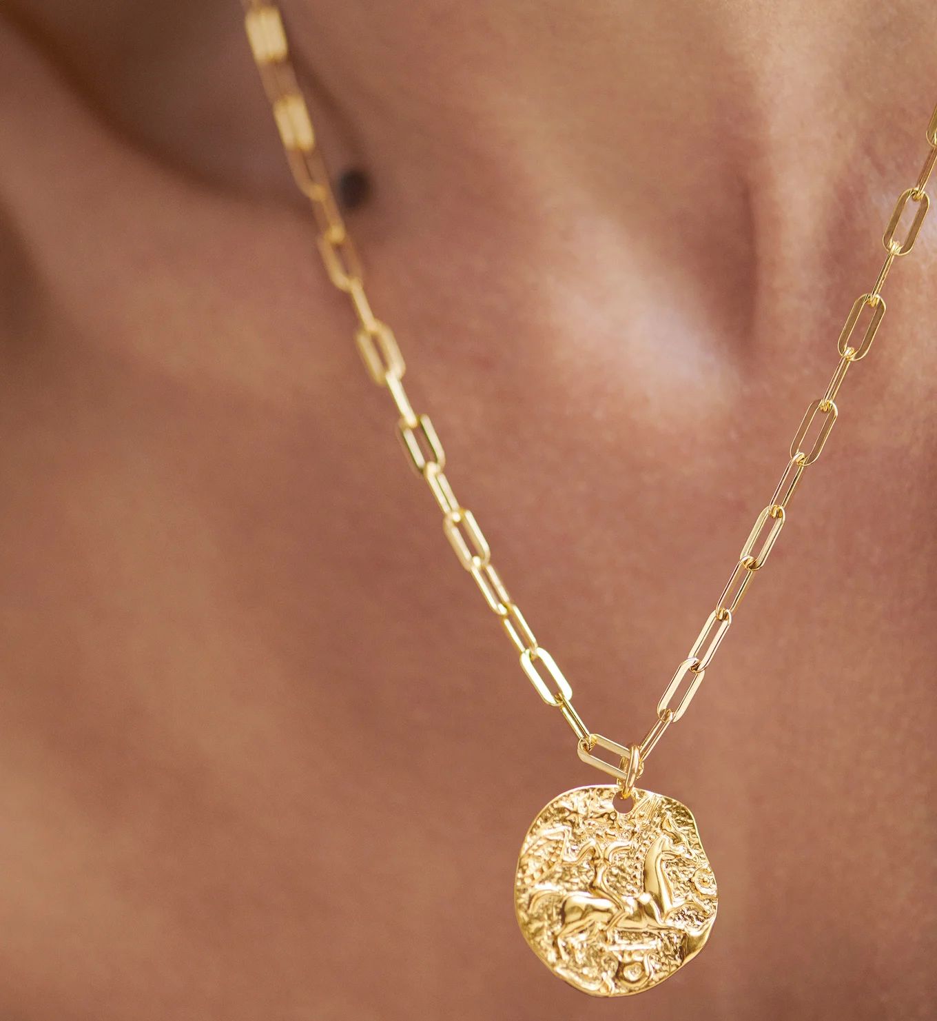 Goddess Coin Pendant Charm | Monica Vinader (Global)