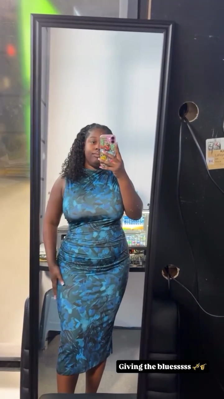 Wearing a 1X floral blue fires dress with slit from SHEIN. Comfortable and very stretchy material. Perfect for work!

#LTKWorkwear #LTKPlusSize