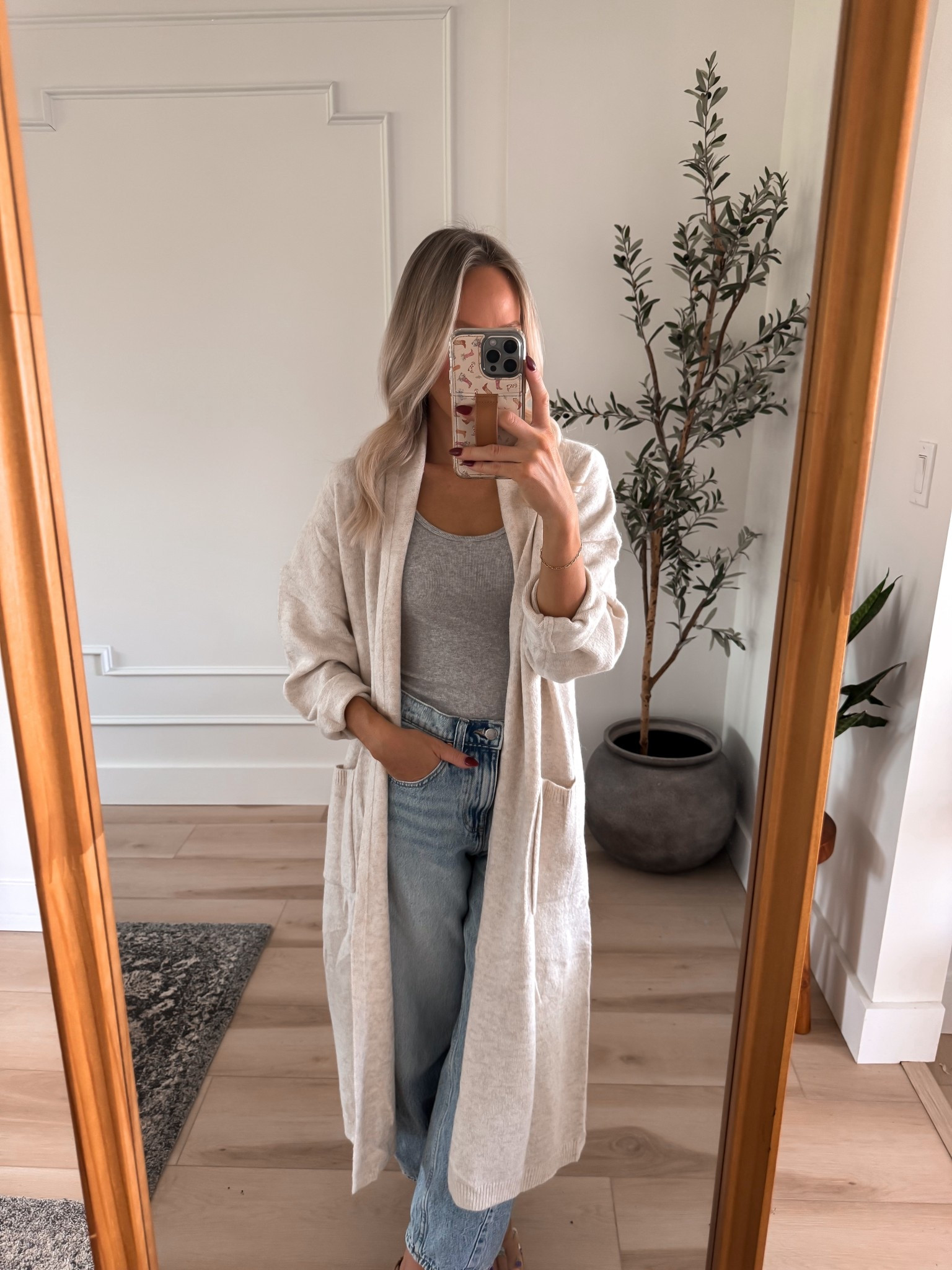 Amazon prime deal day
Chunky oversize sweater 
Duster cardigan 
Neutral outfit 
Long cardigan

#LTKPlusSize #LTKFindsUnder50 #LTKStyleTip