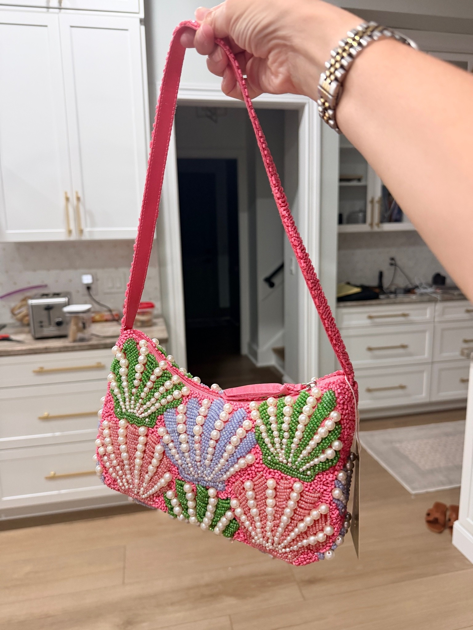 I love this bag! It’ll go everywhere with me this summer

#LTKSaleAlert #LTKdayinmylife #LTKgrwm