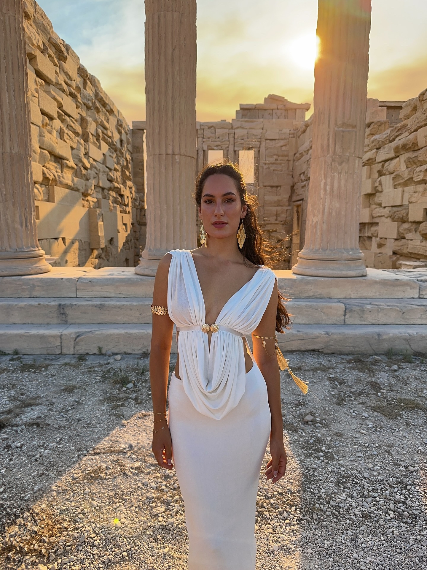 respawned in the acropolis 🏛️🤍✨