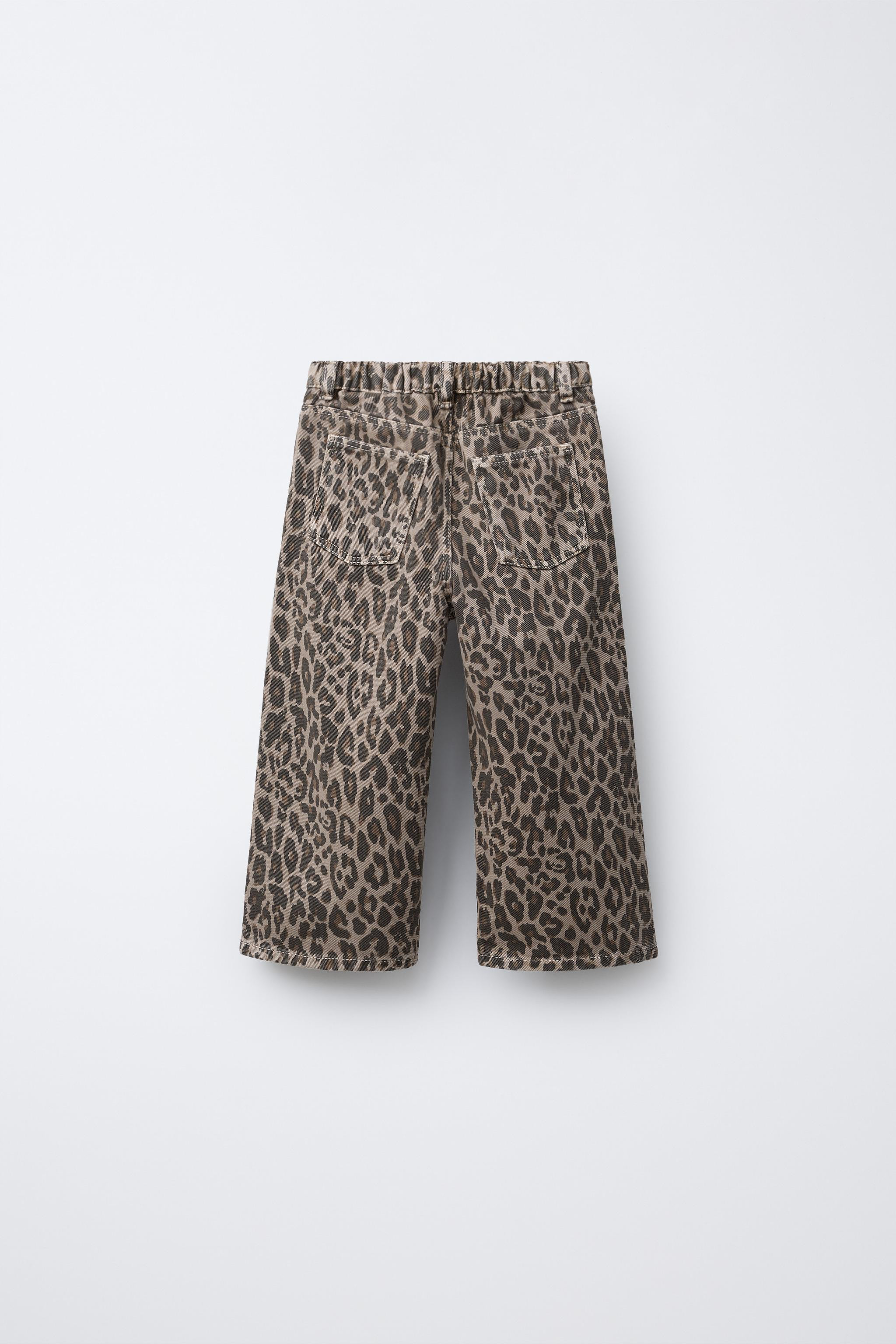 HOSE AUS SERGE MIT ANIMALPRINT | Zara DE