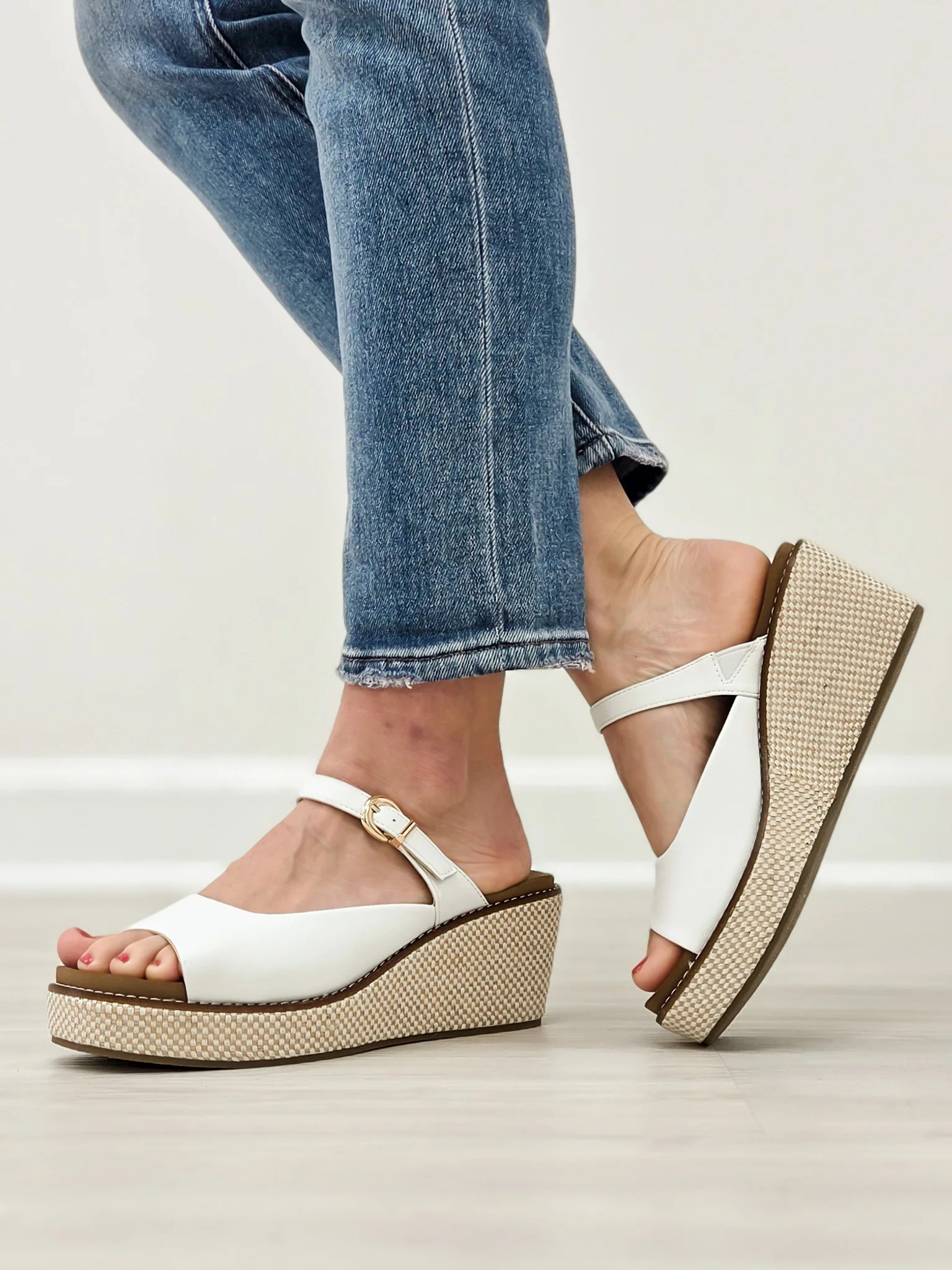 Corkys Treat Yourself Wedges in White | Emma Lou's Boutique