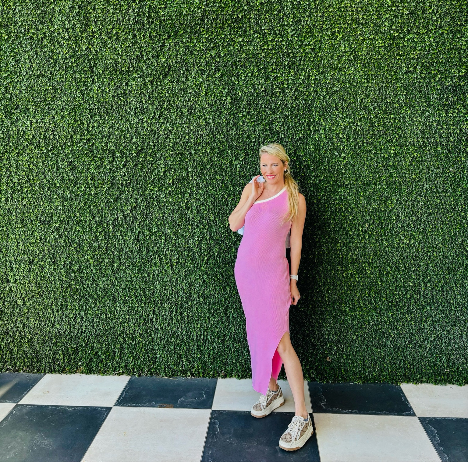 Celebrating my Birthday in style loved this fun dress from @zesica! 