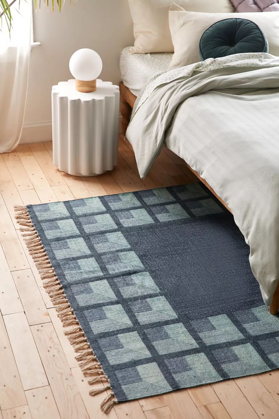 Matteo Geo Brushed Rug | Urban Outfitters (US and RoW)