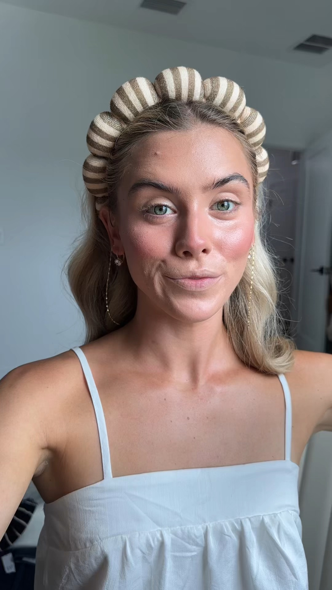 @DIBS Beauty code is SLOANE. More Than Concealer, A Wake-Up Call for the Complexion. The Edit Stick is a dual-ended brightener and concealer. On one end, a targeted brightener helps visibly reduce the look of redness and fatigue while brightening tired-looking eyes. On the other end,  a medium-coverage concealer smooths, blurs imperfections, and conceals dark circles with buildable, skin-like coverage and a hydrated, satin finish; The result is more awake-looking under-eye and complexion with customizable brightness and coverage that never looks heavy or cakey.

 @ulta @DIBS Beauty

#LTKgrwm #LTKselfcare #LTKBeauty