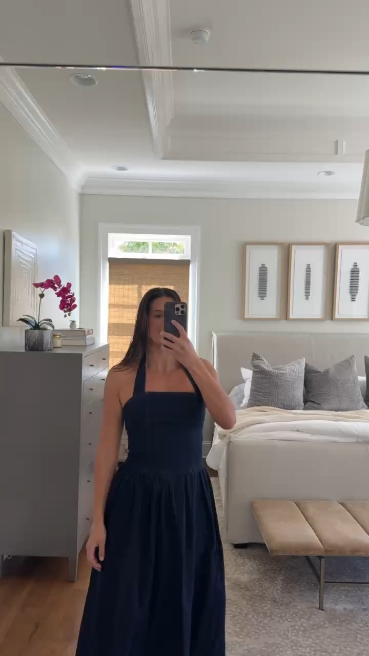 This dress is too perfectt

TTS: M

Meshki, meshki dress, size medium, medium dress, meshki size medium, denim dress, denim midi dress, midi dress inspo, Grace white 

#LTKgrwm #LTKootd #LTKOver40