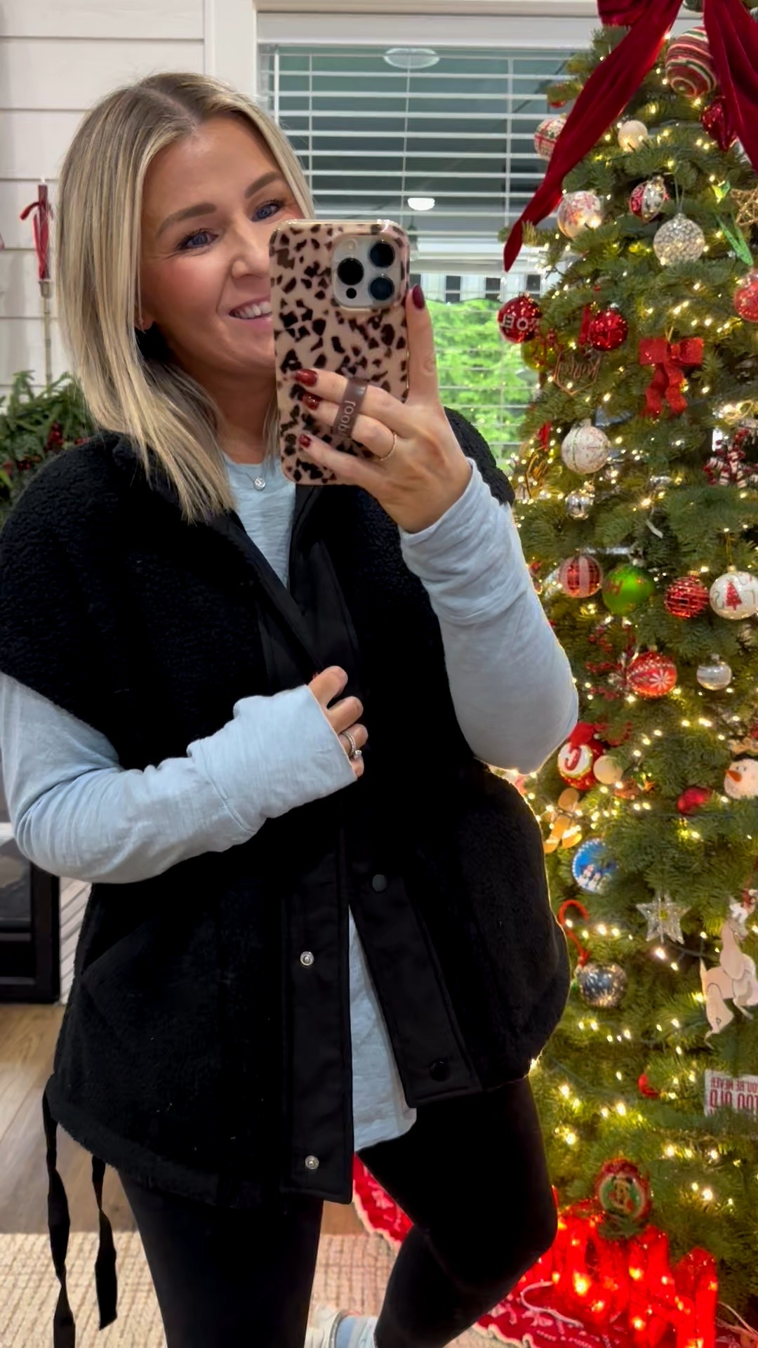 Rainy outfit of the day | love this look for less fleece vest | 

Medium vest 
Small Zella shirt
Small leggings 


#LTKActive #LTKOver40 #LTKootd