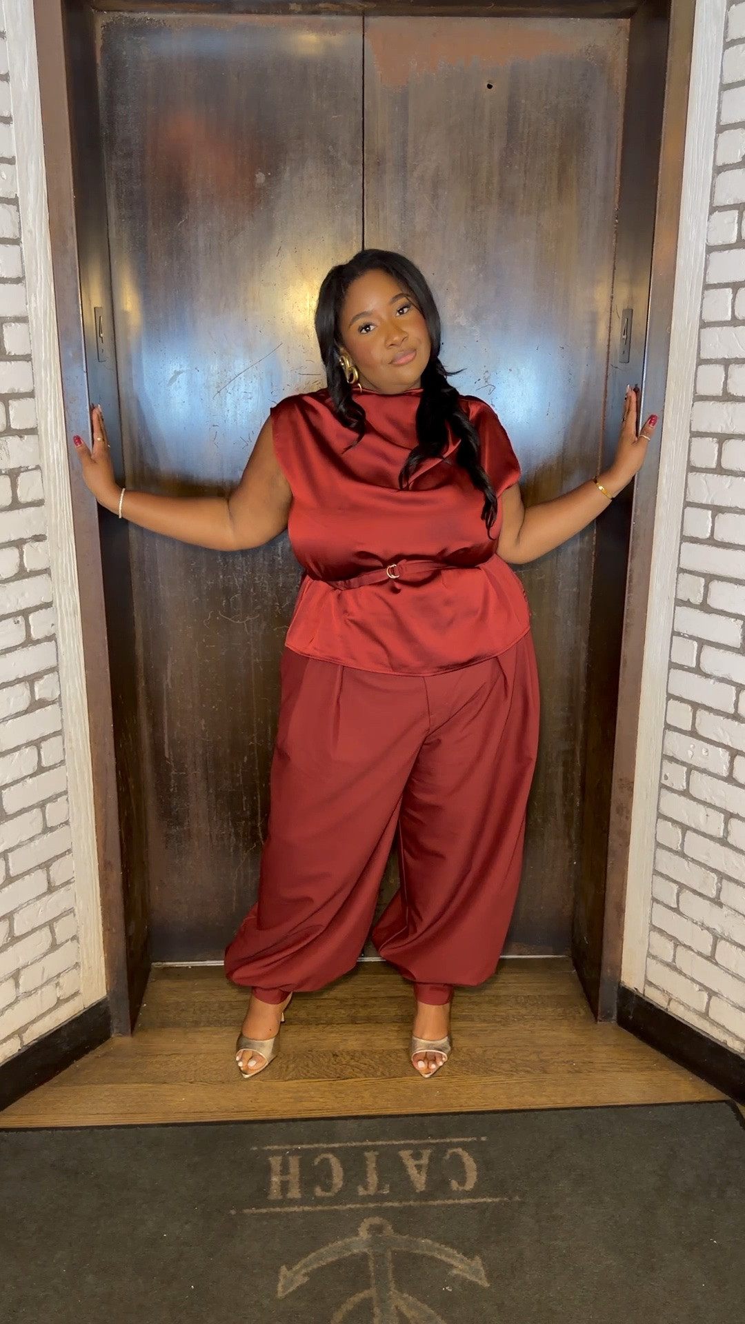 🚨50% off Eloquii Sale🚨 Beautiful plus size outfit for a night out! Wearing a 20 in the balloon pants (size up from normal size) & my actual size 18 in the satin blouse.

Plus size outfit of the night. Dinner outfit. Fall outfit. Fall fashion. Plus size fashion. Eloquii sale.

#LTKPlusSize #LTKSaleAlert #LTKootd
