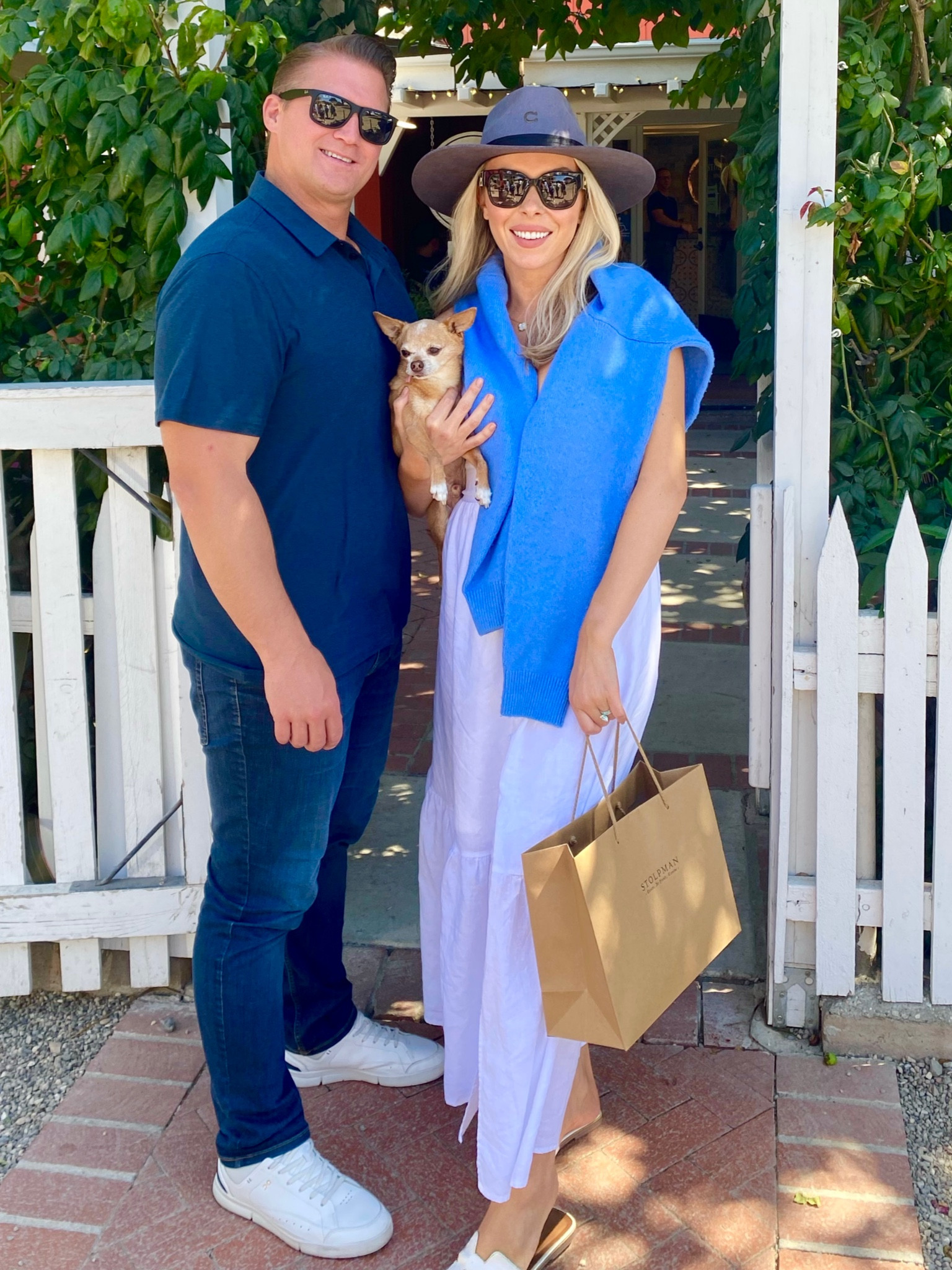 Summer wine tasting outfit 🍷💙

Summer Dress: Abercrombie 
Western Hat: Charlie Horse
Sunglasses: Versace 
Sweater: H&M last year 