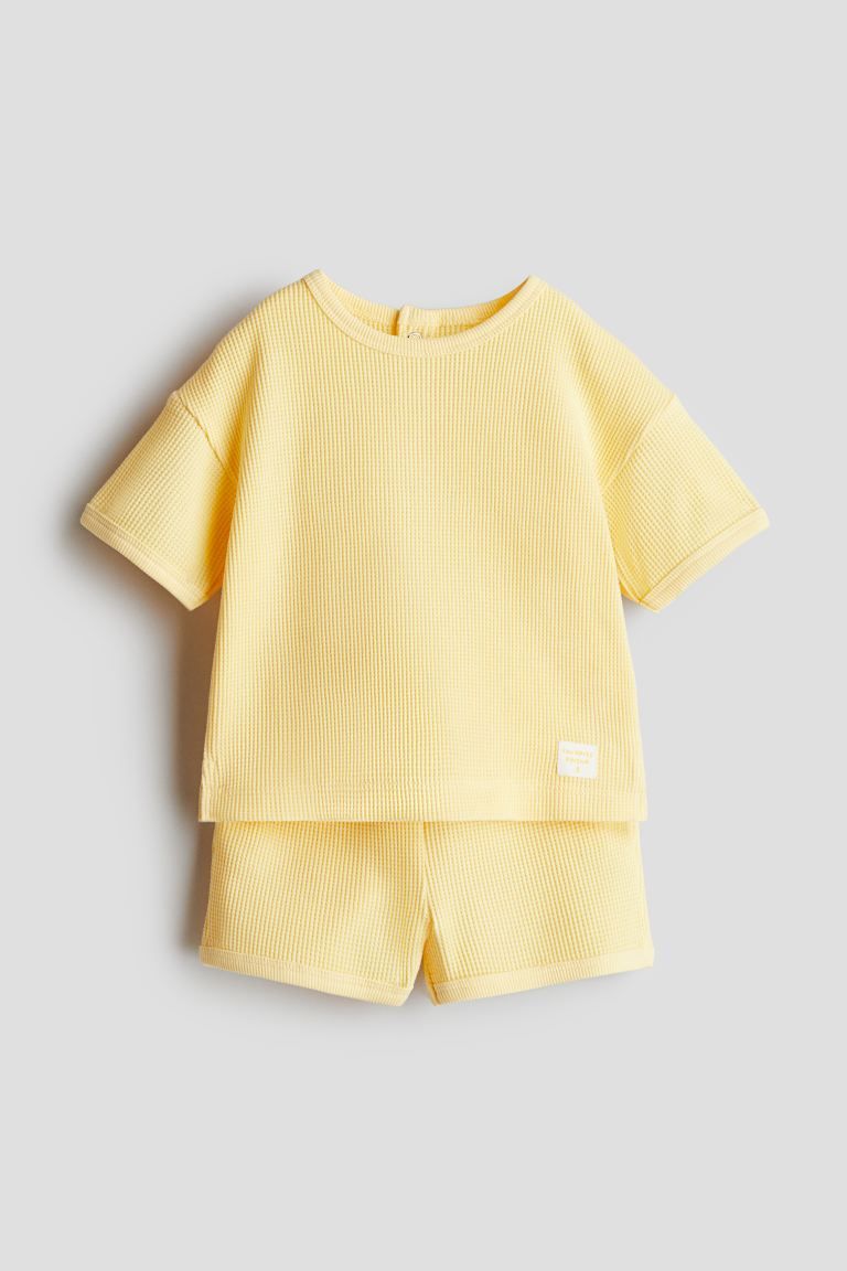 2-piece Waffled Cotton Set - Regular waist - Round Neck - Yellow - Kids | H&M US | H&M (US + CA)