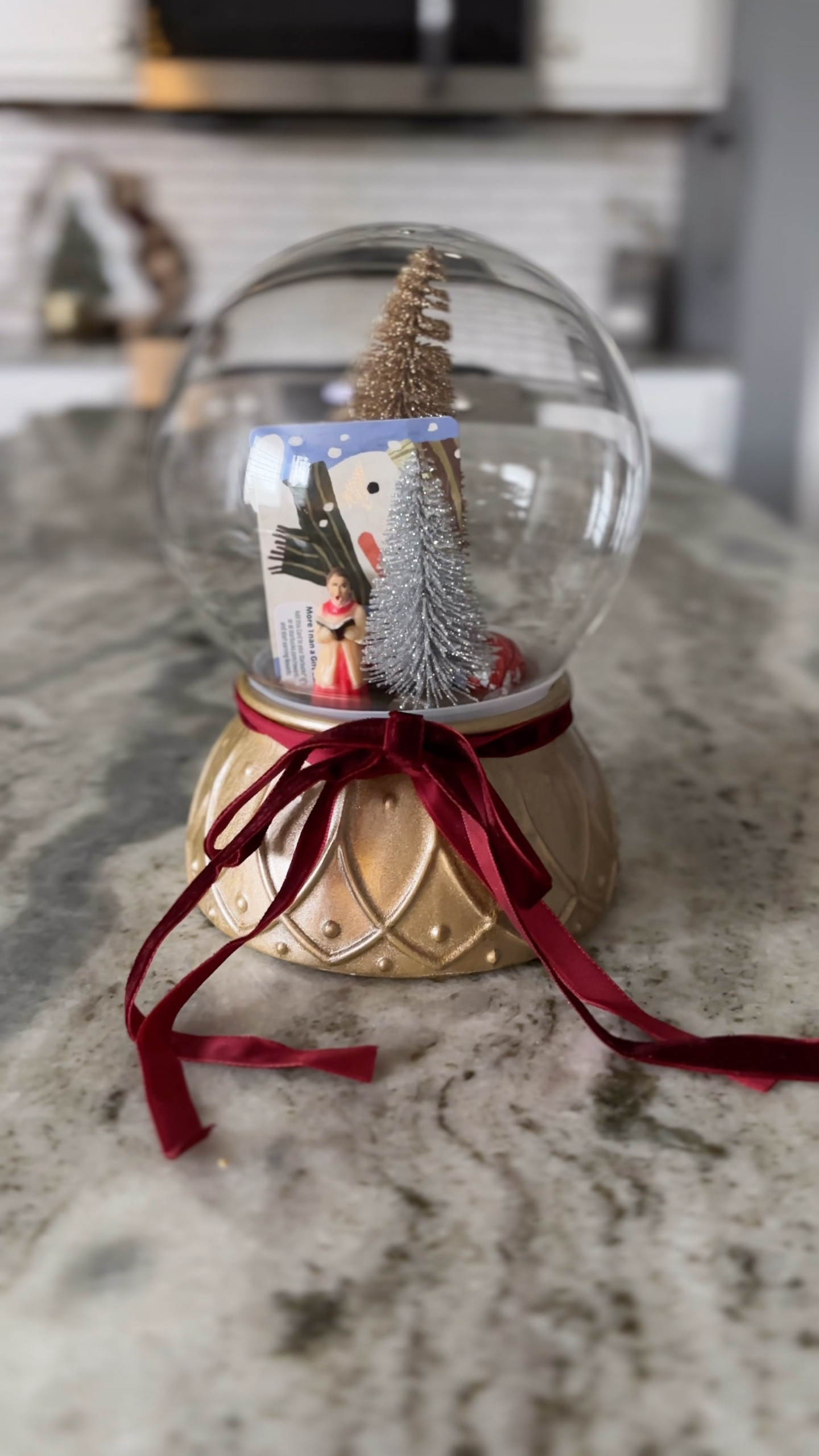 Under $20 DIY snowglobe gift that looks so luxe ❄️✨
Quick gold spray paint glow up + budget friendly finds = the cutest gift for teachers & coworkers! Everything is Dollar Tree except the Snowglobe & it’s under $10 🙌🏼
Thoughtful, easy, & festive on a budget 🤍

Comment “Globe” and I’ll send you affordable snowglobe links straight to your inbox 🫶🏻




@dollartree 




.
.
.
.
#christmasgiftideas #christmasgifts #diychristmasgifts #holidaygift #holidaygiftideas #diyholidaygifts #holidayseason 


#LTKGiftGuide #LTKHoliday #LTKSeasonal