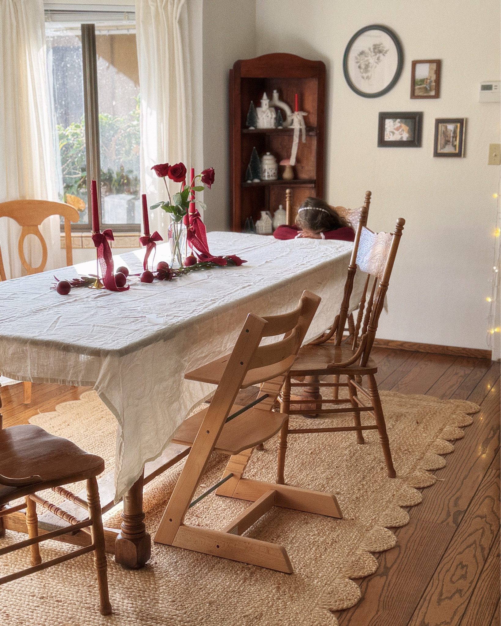 simple, red table setting that’s perfect for any winter holiday. add some deep red fruit and roses and you’ll have an effortless tablescape 🍒🍓🌹💋

#LTKFamily #LTKHoliday #LTKHome
