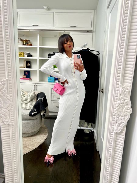 I wore this beautiful for me the label dress to a gala. My pink accessories do a great job of adding interest and elevating the White. The next time you have a dressy affair, don’t hesitate to add pops of pink.

#LTKover40 #LTKparties #LTKstyletip