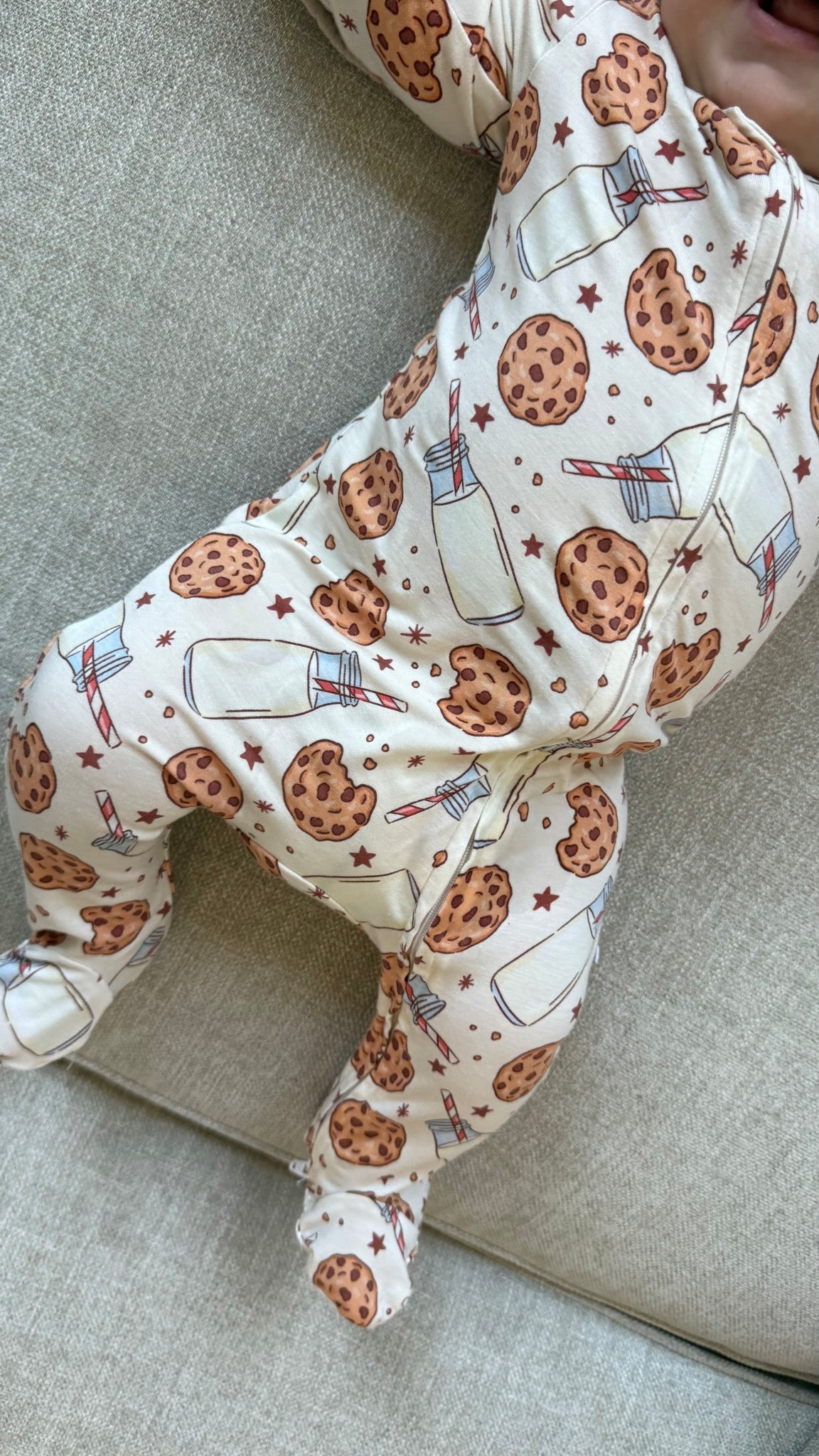 Milk and cookies inside is so dang cute!!! Code: CHLOE20 

#LTKKids #LTKFindsUnder50 #LTKBaby