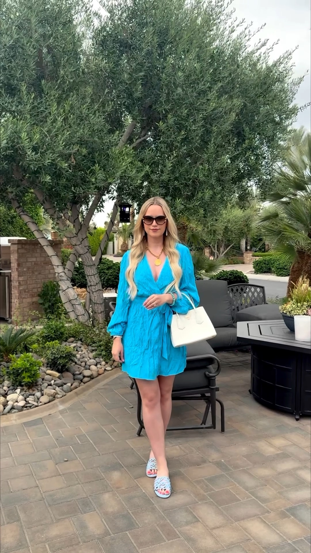 Absolutely obsessed with these new pieces from VICI’s official summer launch! Use my code SHAY40 for 40% off the drop 💙☀️🏝️

Dress: Medium
Sandals: 10
Top: Small
Shorts: Medium

#LTKootd #LTKTravel #LTKSeasonal