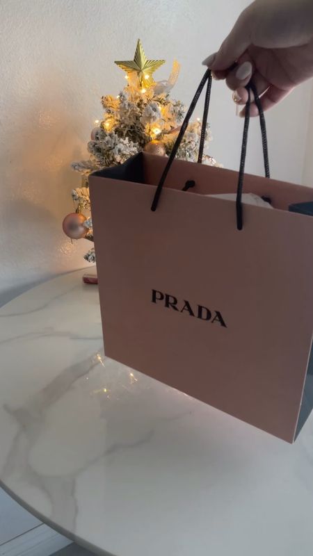 prada paradoxe intense unboxing

#LTKVideo