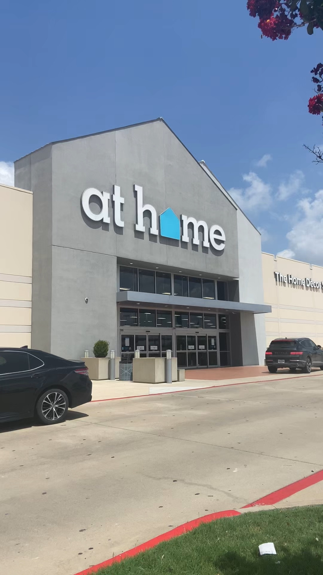 Come along as we browse At Home for some inspiration! 🏡✨
We're not doing a full makeover, just gathering ideas and dreaming up a little home refresh. From cozy decor to fun accent pieces, there's so much inspiration around every corner.
Now the real question is... what's actually coming home with us? 👀🤍
#AtHomeStore #HomeRefresh #HomeDecorInspo #ShopWithMe #HomeDecorIdeas #LifestyleCreator #DecorInspiration #HomeStyle #ComeShopWithMe