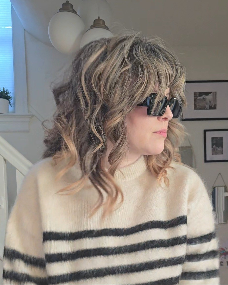 Mohair mo problems 😉 

#LTKcanada #LTKmidsize #LTKmodest