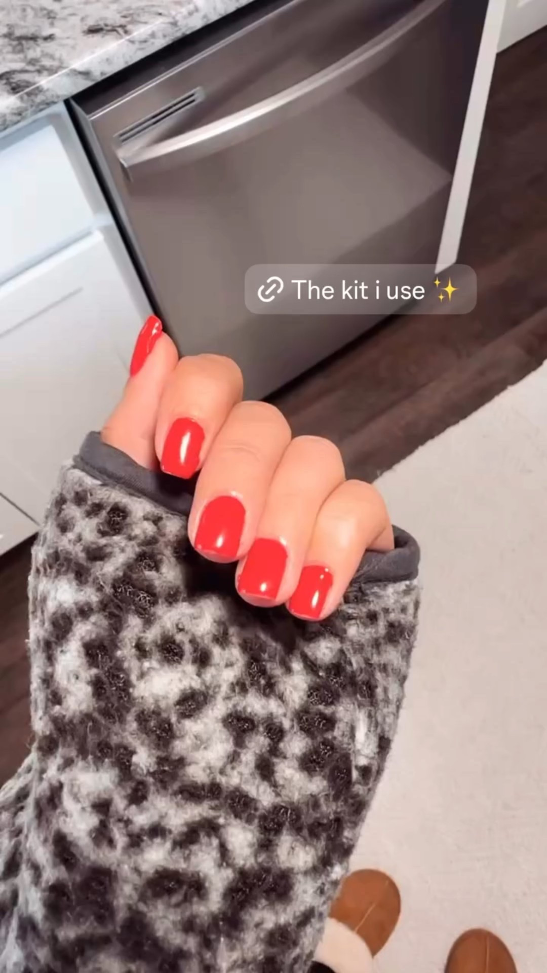 Christmas nails are done!! ❤️✨

#LTKBeauty #LTKHoliday