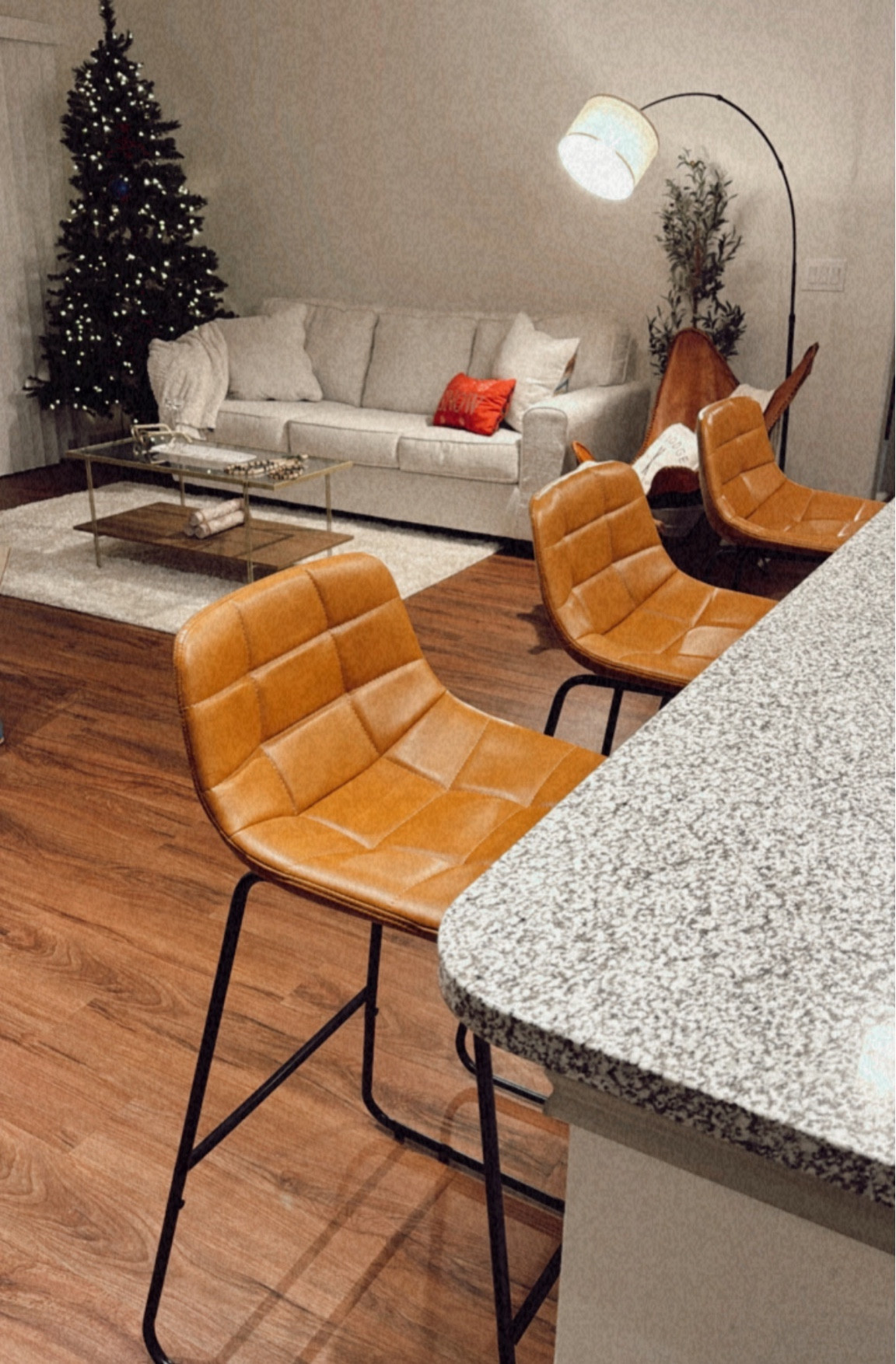 Neutral decor perfect for an apartment space 🤍

#LTKover40 #LTKhome #LTKSeasonal