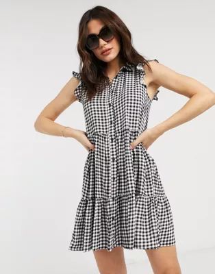 Stradivarius sleeveless shirt dress in mono gingham | ASOS (Global)