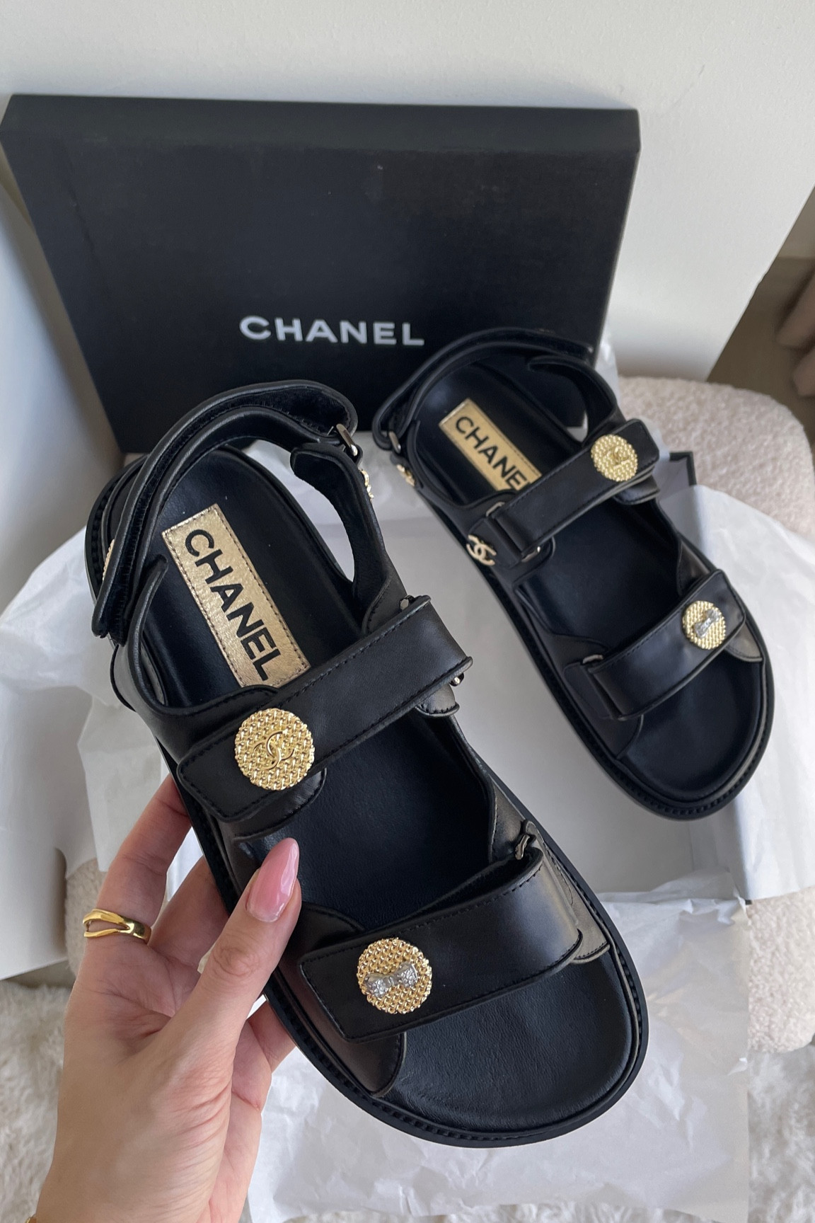 True to size 

#LTKsalealert #LTKSpringSale #LTKfindsunder100