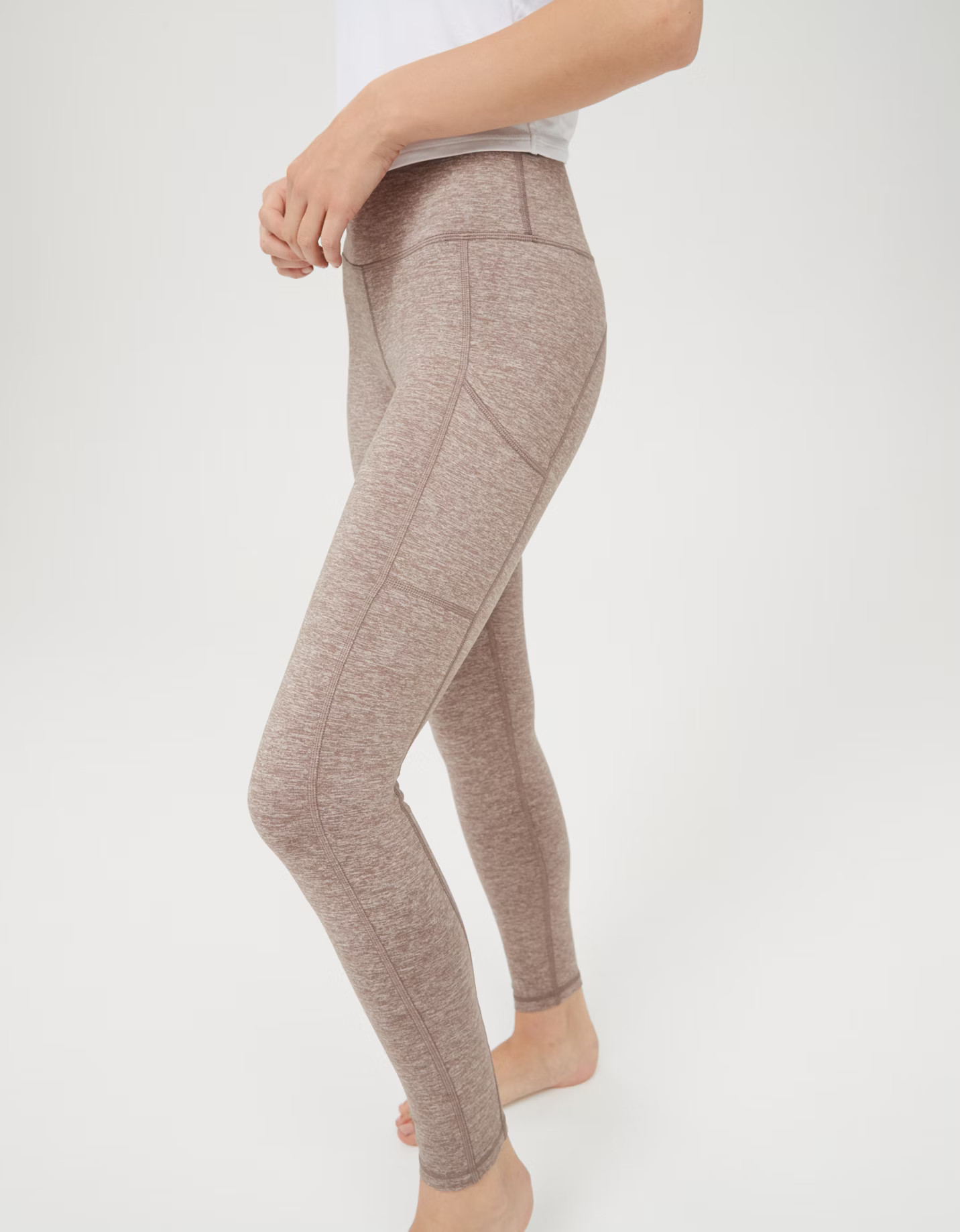 OFFLINE By Aerie The Hugger High Waisted Pocket Legging | American Eagle Outfitters (US & CA)
