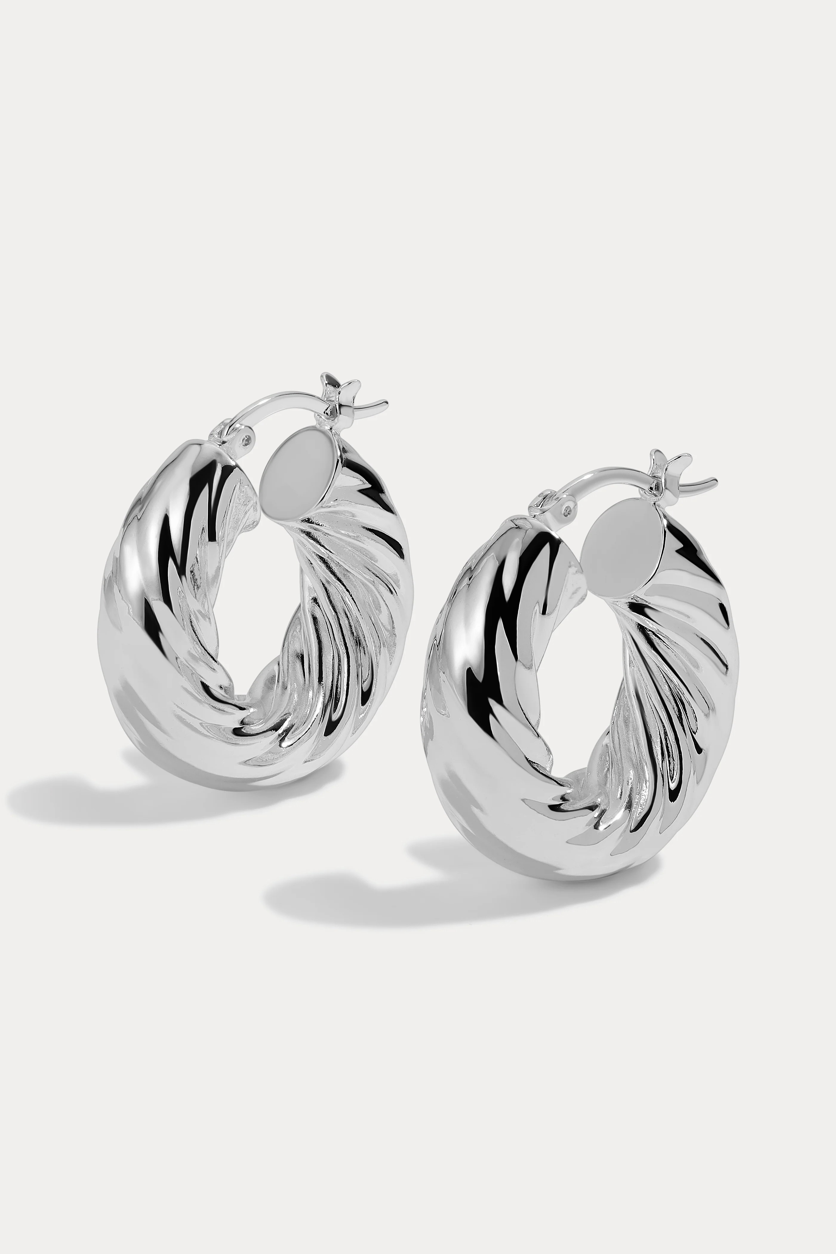 Small Gina Hoops | Lili Claspe
