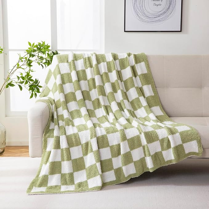 YIRUIO Throw Blanket Checkered Chessboard Fluffy Fuzzy Warmer Comfort Reversible Super Soft Cozy ... | Amazon (US)