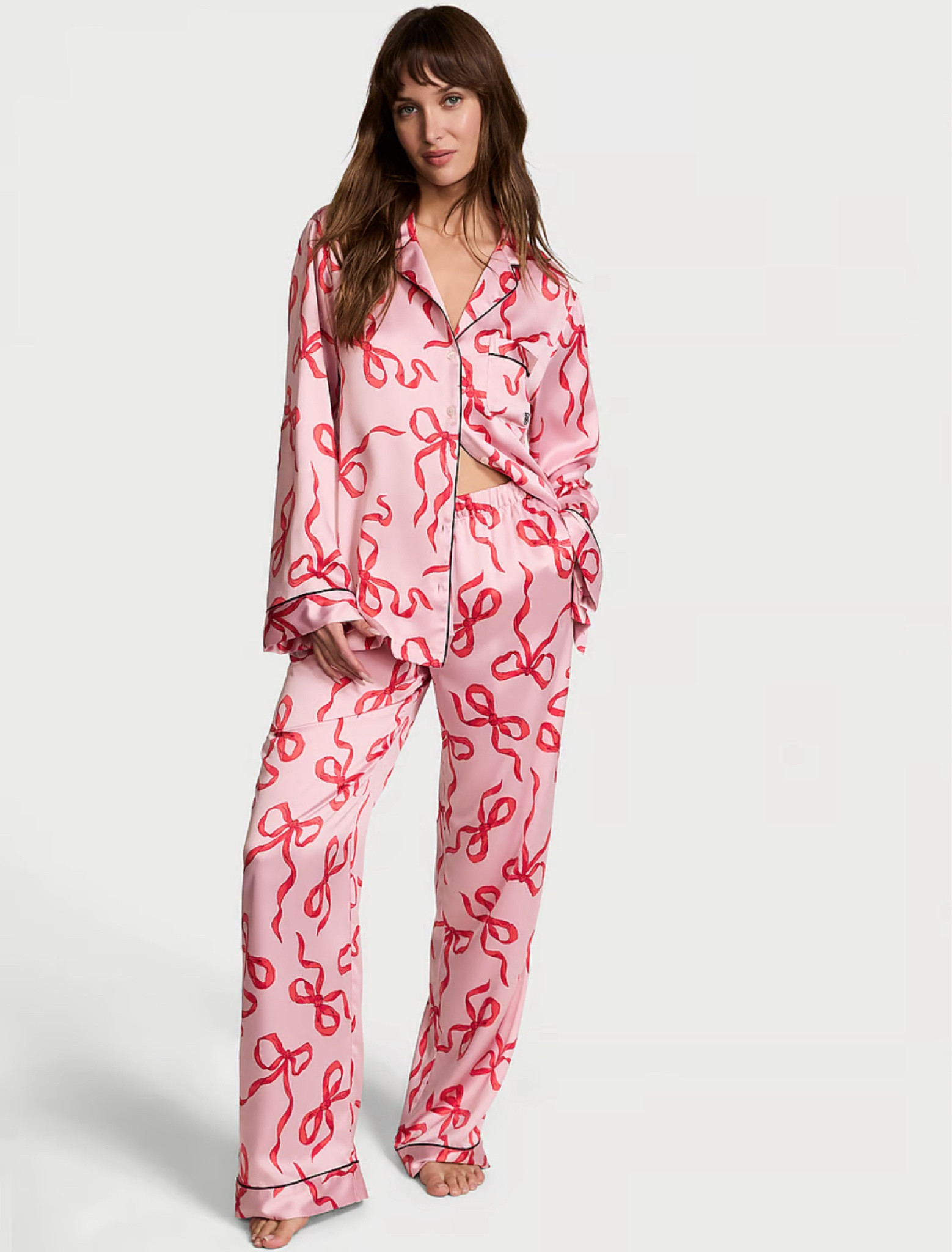 Victorias Secret 40% off everything!!
💕BLACK FRIDAY SALE💕

#LTKHoliday #LTKCyberWeek #LTKGiftGuide