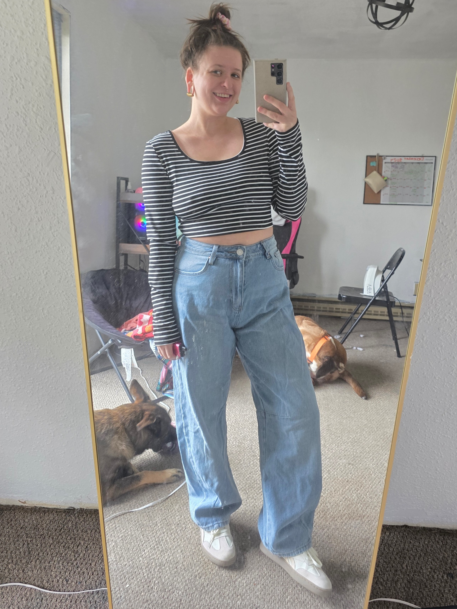 This fit was so comfy and cute!
Black and white sleeve crop top with a light wash barrel jeans with my Reebok shoes. 
#Casualoutfit
#Cozyoutfit
#Simpleoutfit
#Holidayoutfit
#winteroutfit

#LTKHoliday 

#LTKFindsUnder50 #LTKSeasonal #LTKStyleTip